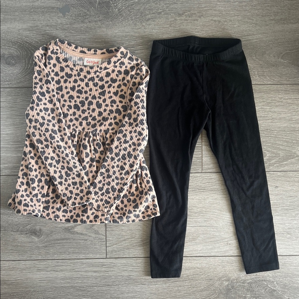 Cat & Jack Leopard Print Top and Black Leggings Set - Picture 1 of 4